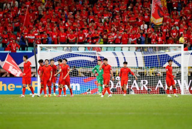 1733314520651008261.jpg (体育)(38)足球——世预赛:中国队对阵日本队XxjpseC007237_20241119_PEPFN0A001.jpg