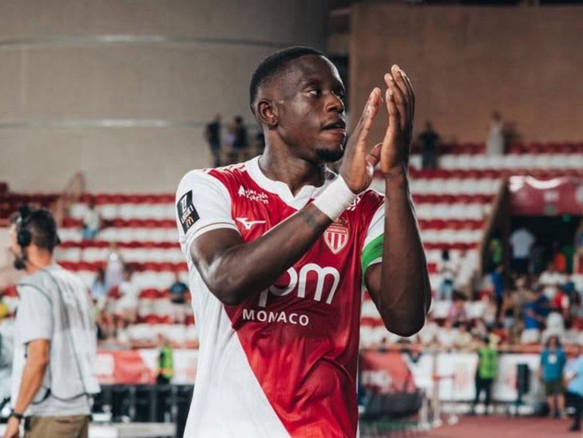 罗马诺：扎卡里亚加盟吉达国民交易冻结，各方认为转会已告吹