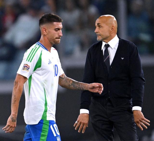 1728616021358046717.jpg 2177842769-2048x2048.jpg