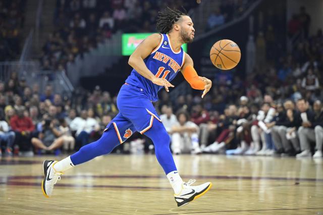 九游体育-生涯新高38分击退马刺 签下布伦森令尼克斯蜕变